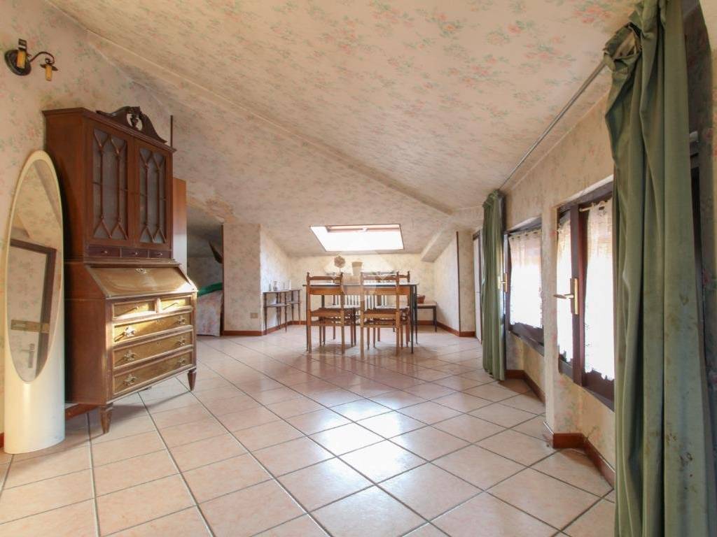 appartamento in vendita a Salò