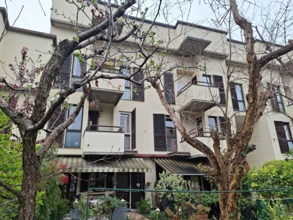 casa indipendente in vendita a Salò
