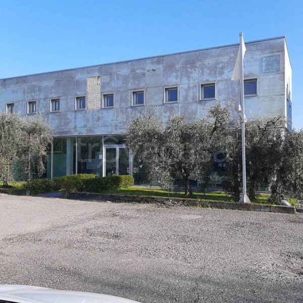 appartamento in vendita a Salò in zona Cunettone