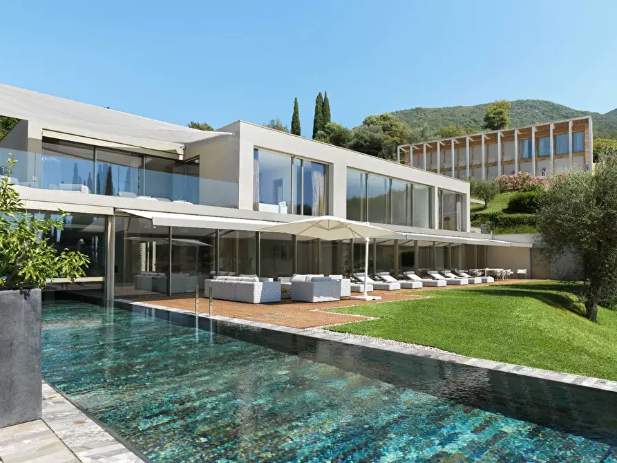 casa indipendente in vendita a Salò in zona Villa