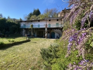 casa indipendente in vendita a Salò in zona Villa