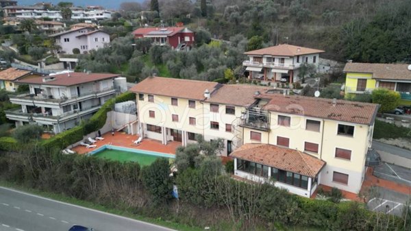 negozio in vendita a Salò
