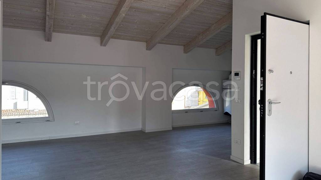 appartamento in vendita a Salò