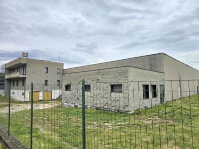 capannone in vendita a Salò in zona Cunettone