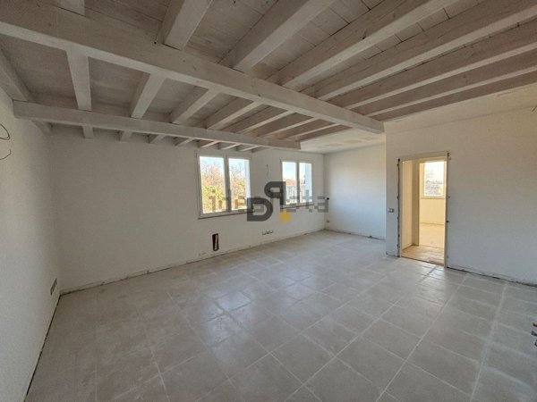 appartamento in vendita a Salò in zona Cunettone