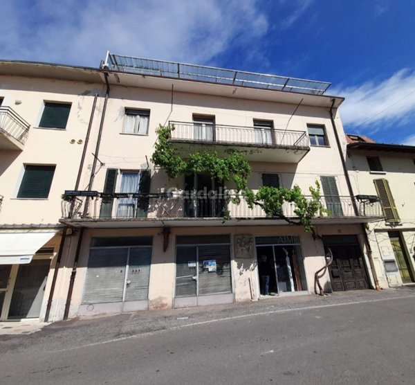 esavano in vendita a Salò