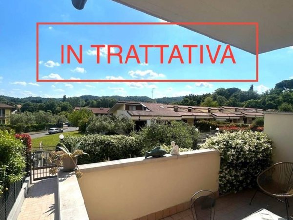 casa indipendente in vendita a Salò in zona Villa