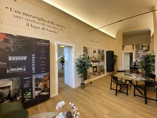 appartamento in vendita a Salò in zona Barbarano