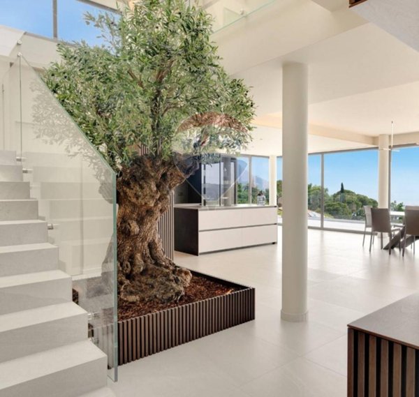 casa indipendente in vendita a Salò in zona Villa