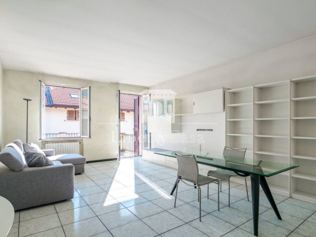 casa indipendente in vendita a Salò in zona Villa