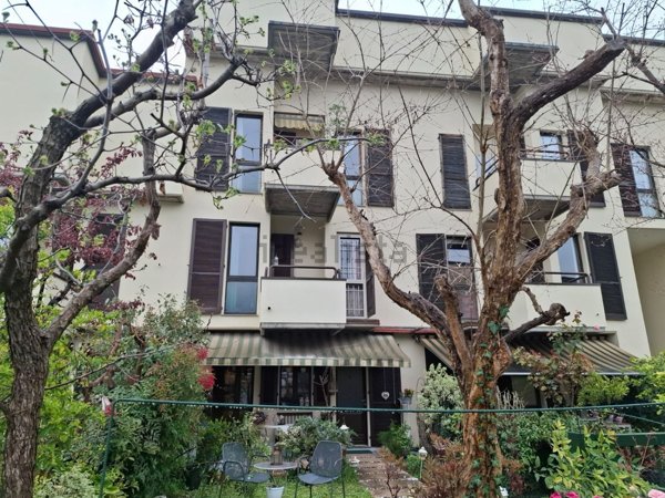 casa indipendente in vendita a Salò