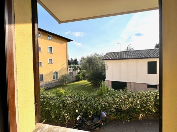 appartamento in vendita a Salò in zona Barbarano