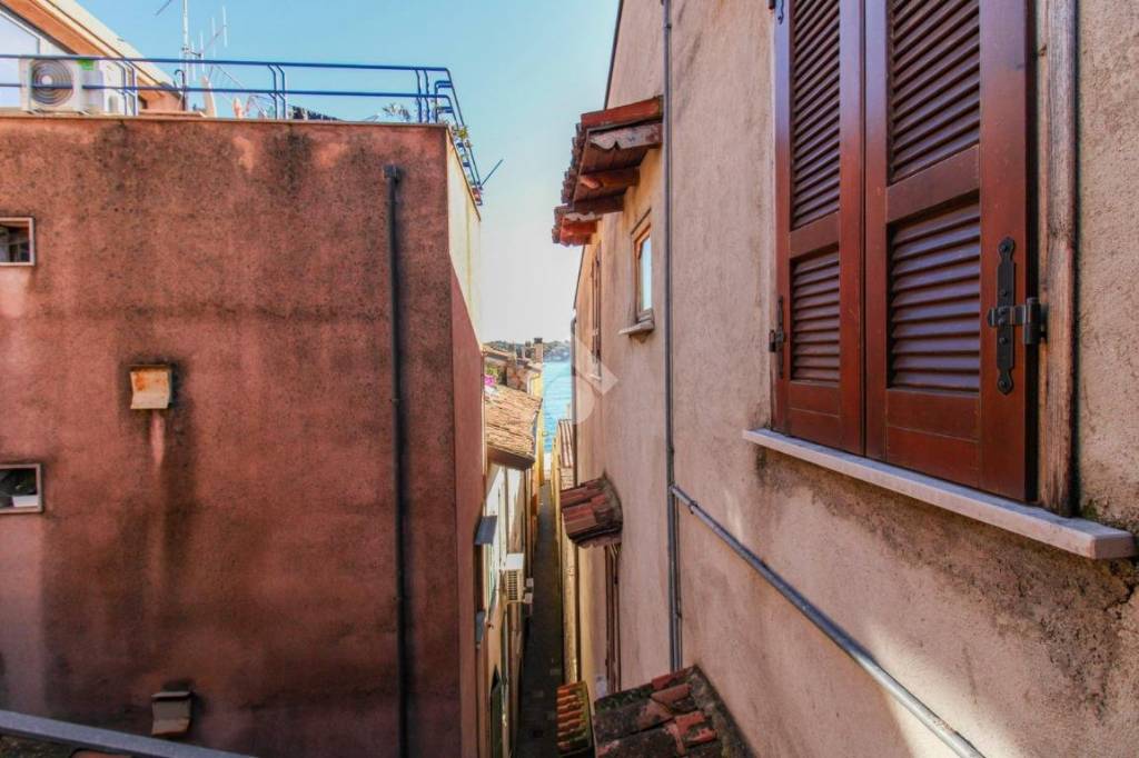 casa indipendente in vendita a Salò