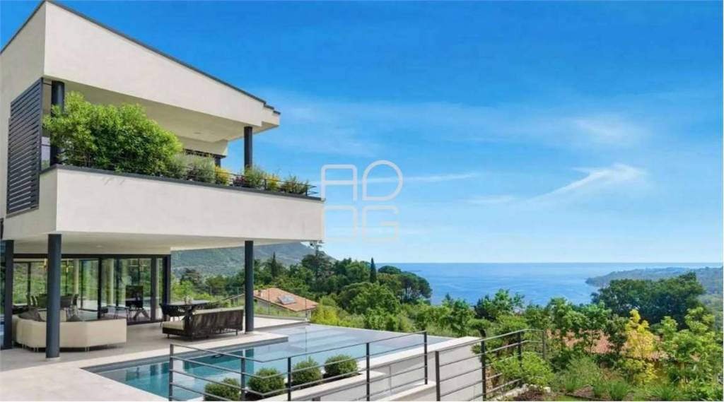 casa indipendente in vendita a Salò in zona Villa