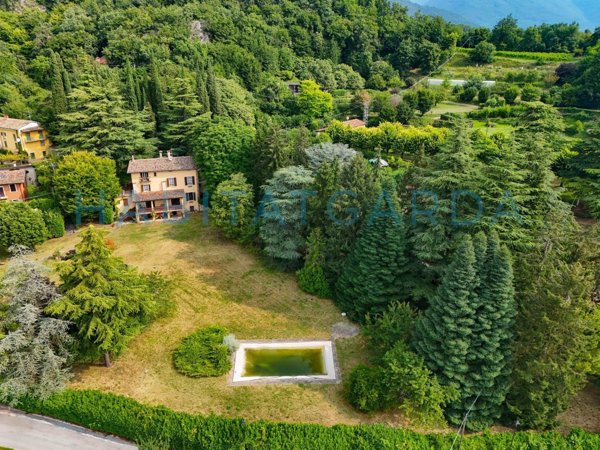 casa indipendente in vendita a Salò