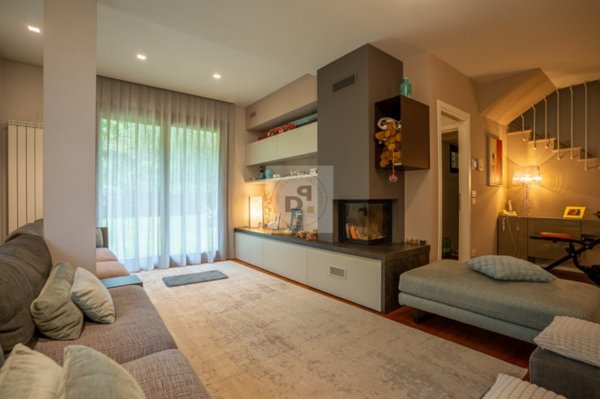 casa indipendente in vendita a Salò