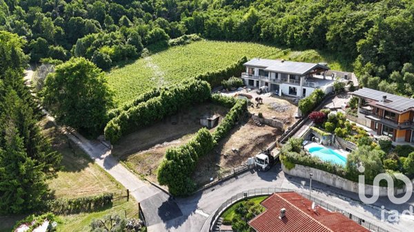 casa indipendente in vendita a Salò in zona Villa