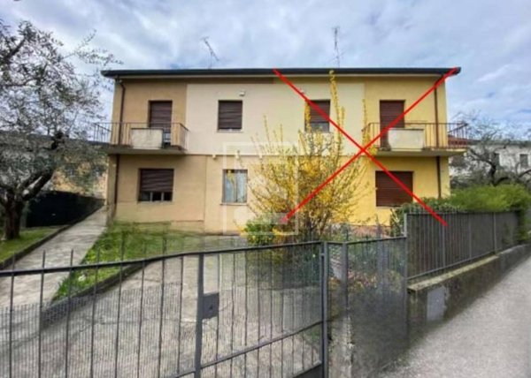 casa indipendente in vendita a Salò
