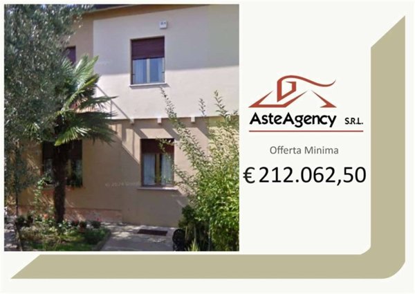 casa indipendente in vendita a Salò in zona Villa