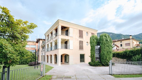 negozio in vendita a Salò