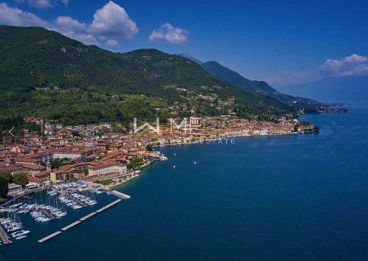 appartamento in vendita a Salò in zona Barbarano