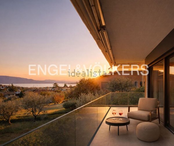 casa indipendente in vendita a Salò in zona Villa