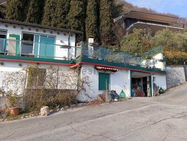 casa indipendente in vendita a Salò