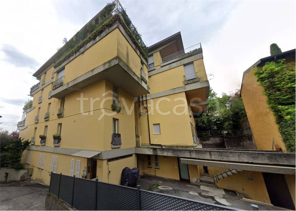 appartamento in vendita a Salò