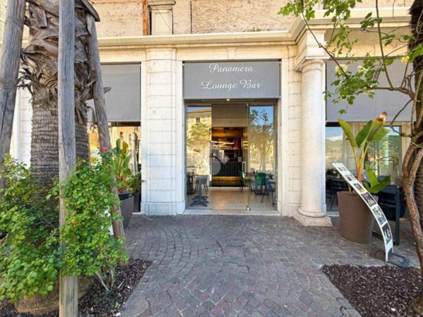 negozio in vendita a Salò