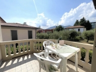 casa indipendente in vendita a Salò in zona Villa