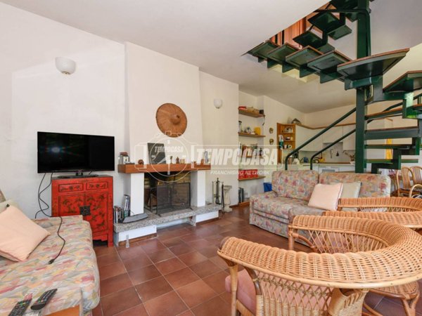 casa indipendente in vendita a Salò