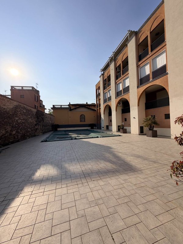 appartamento in vendita a Salò in zona Renzano