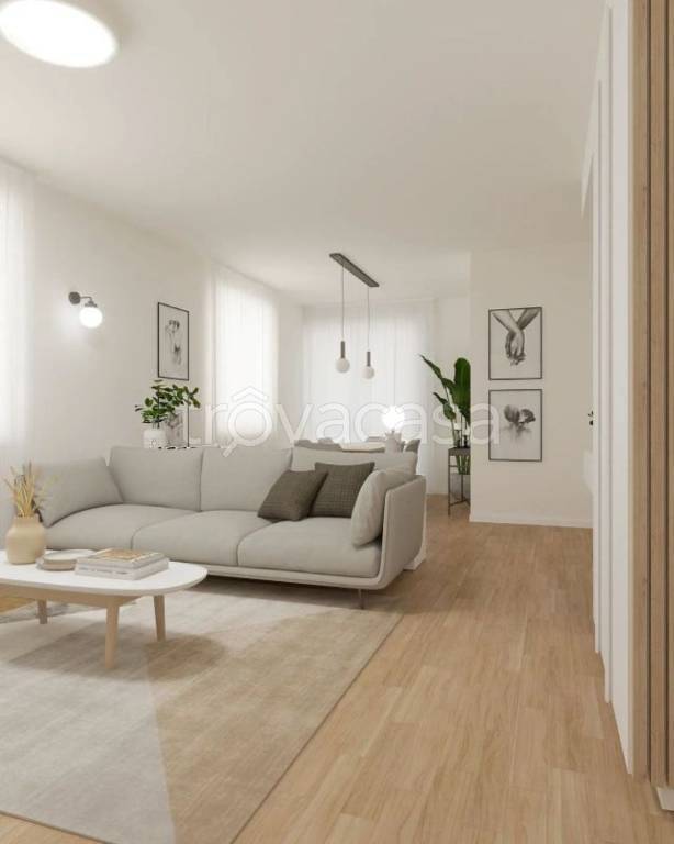 appartamento in vendita a Salò in zona Renzano