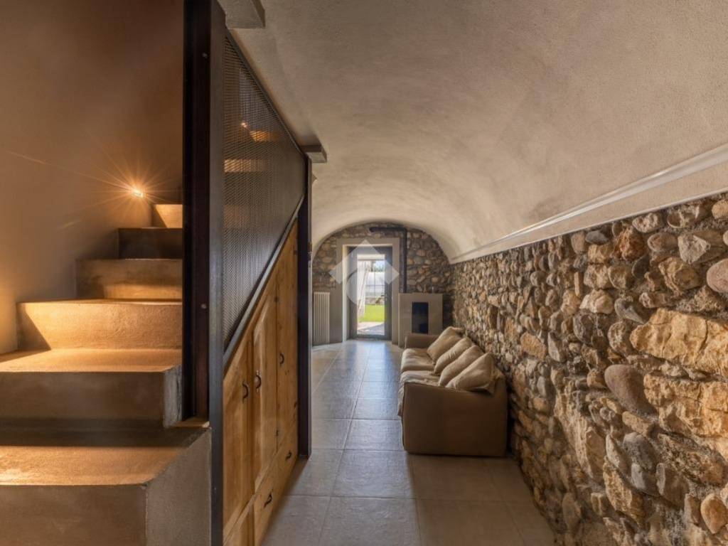 casa indipendente in vendita a Salò