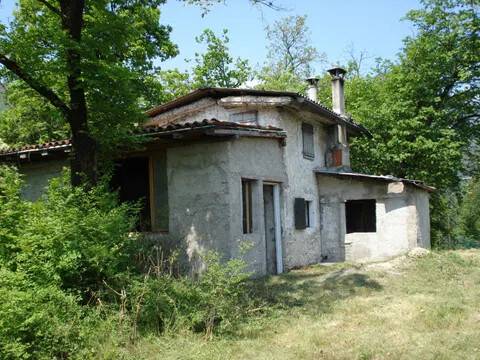 casa indipendente in vendita a Salò in zona Serniga