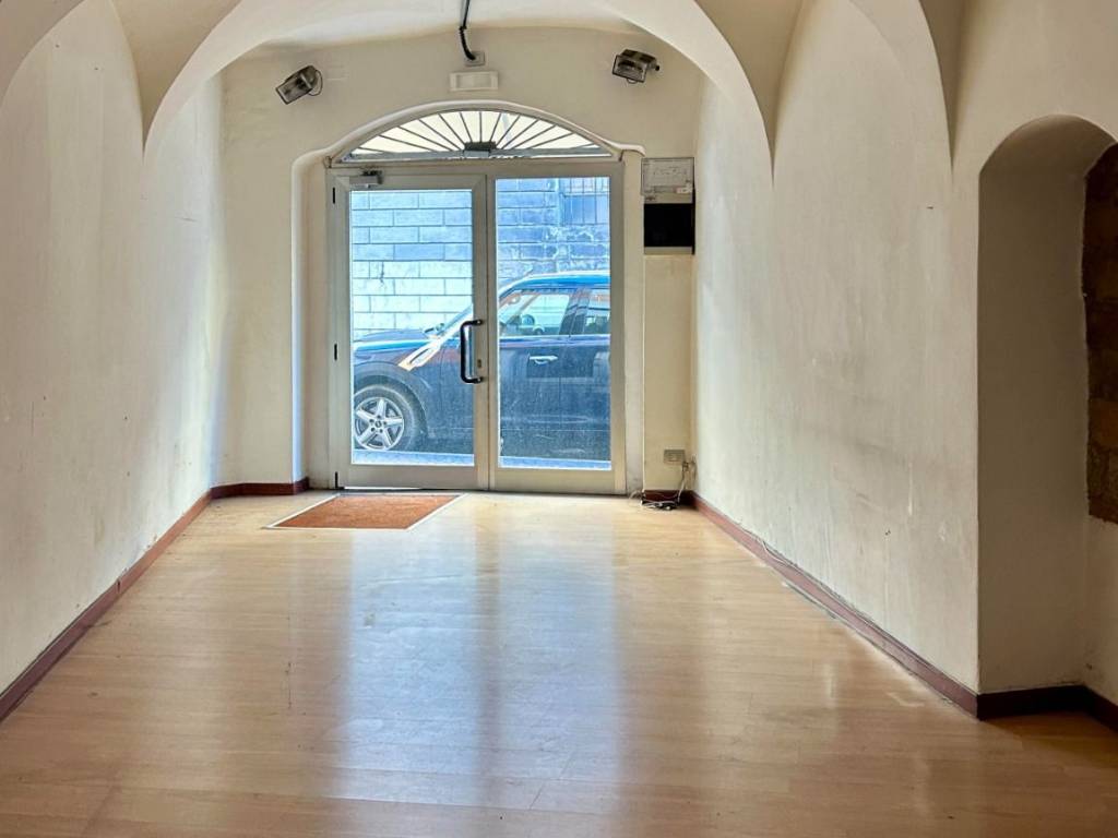 intera palazzina in vendita a Salò