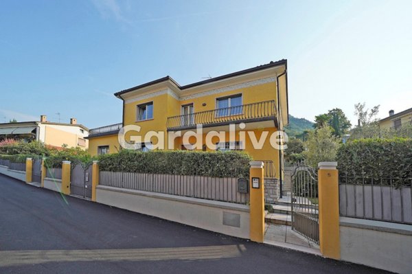 casa indipendente in vendita a Salò