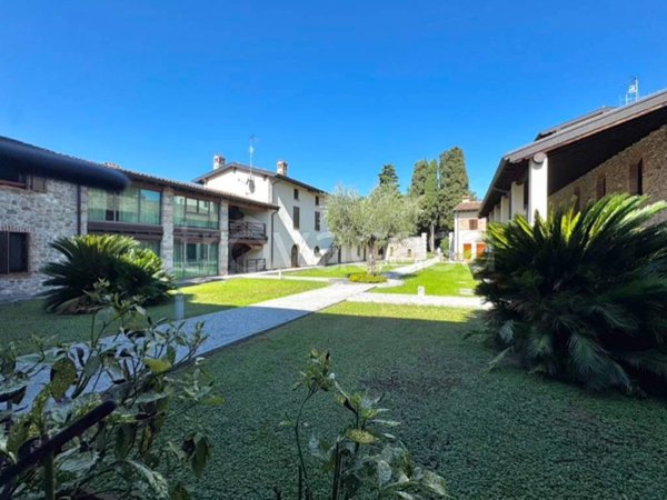 appartamento in vendita a Salò in zona Cunettone
