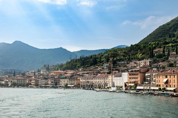 terreno in vendita a Salò in zona Cunettone
