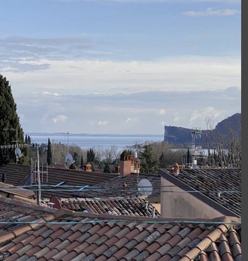 casa indipendente in vendita a San Felice del Benaco