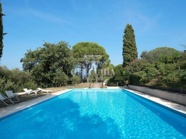 casa indipendente in vendita a San Felice del Benaco