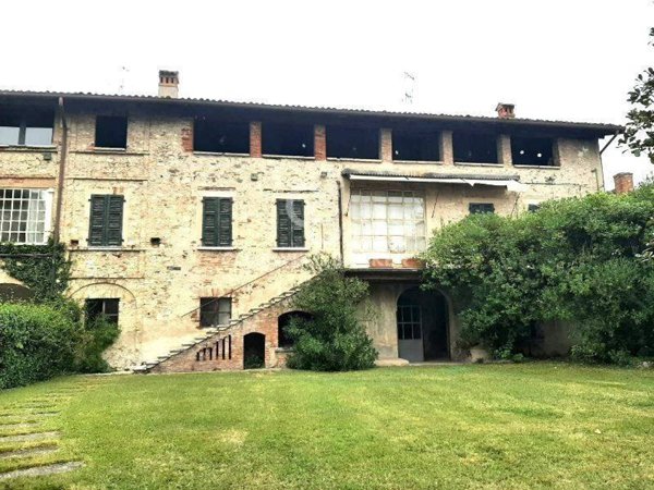 casa indipendente in vendita a San Felice del Benaco