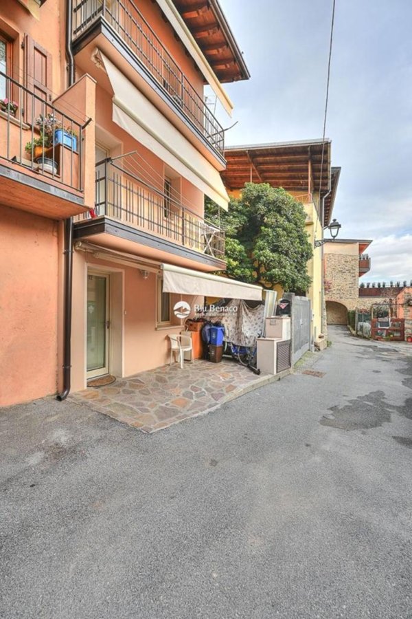 casa indipendente in vendita a San Felice del Benaco