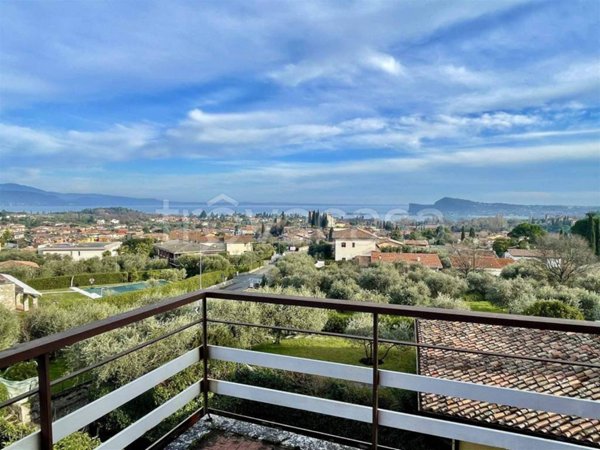 casa indipendente in vendita a San Felice del Benaco