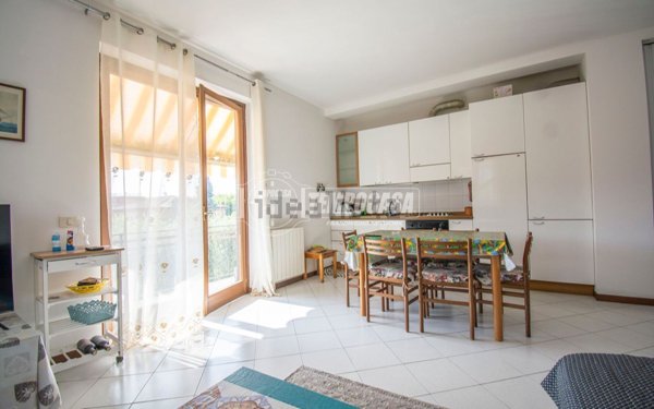 appartamento in vendita a San Felice del Benaco in zona Portese