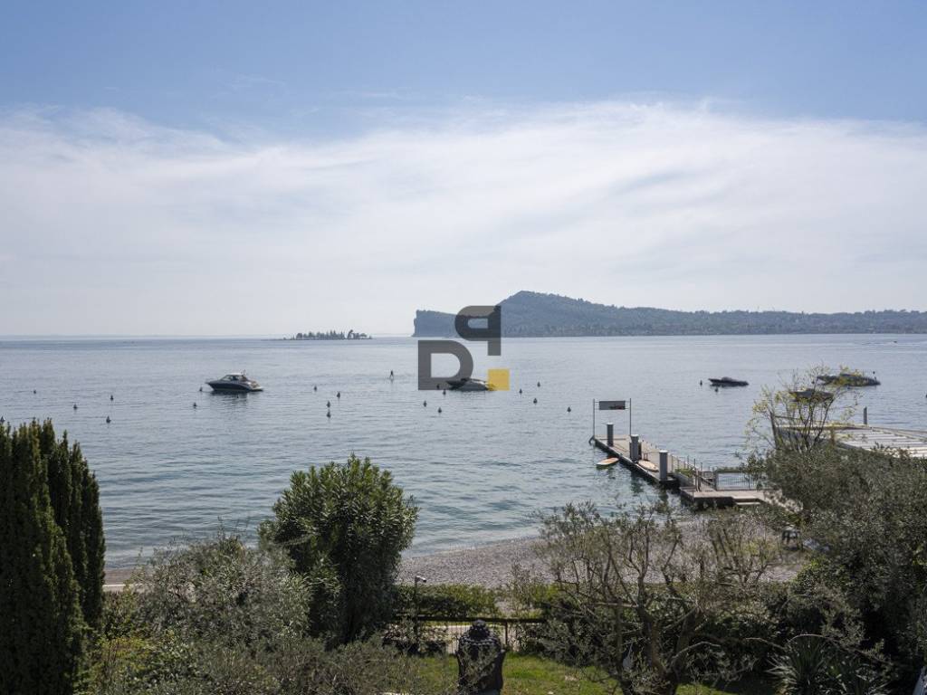 casa indipendente in vendita a San Felice del Benaco