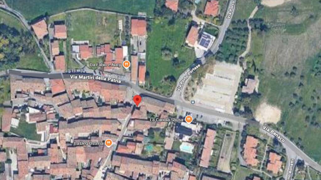 appartamento in vendita a San Felice del Benaco in zona Portese