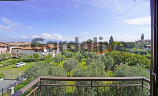 appartamento in vendita a San Felice del Benaco in zona Portese