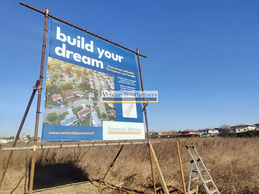 casa indipendente in vendita a San Felice del Benaco