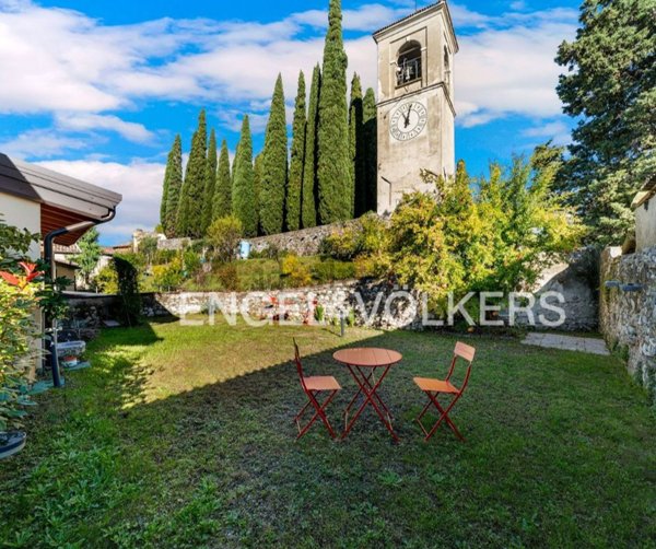 esavano in vendita a San Felice del Benaco